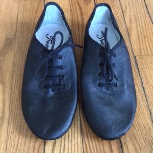 Theatricals Dance Shoes